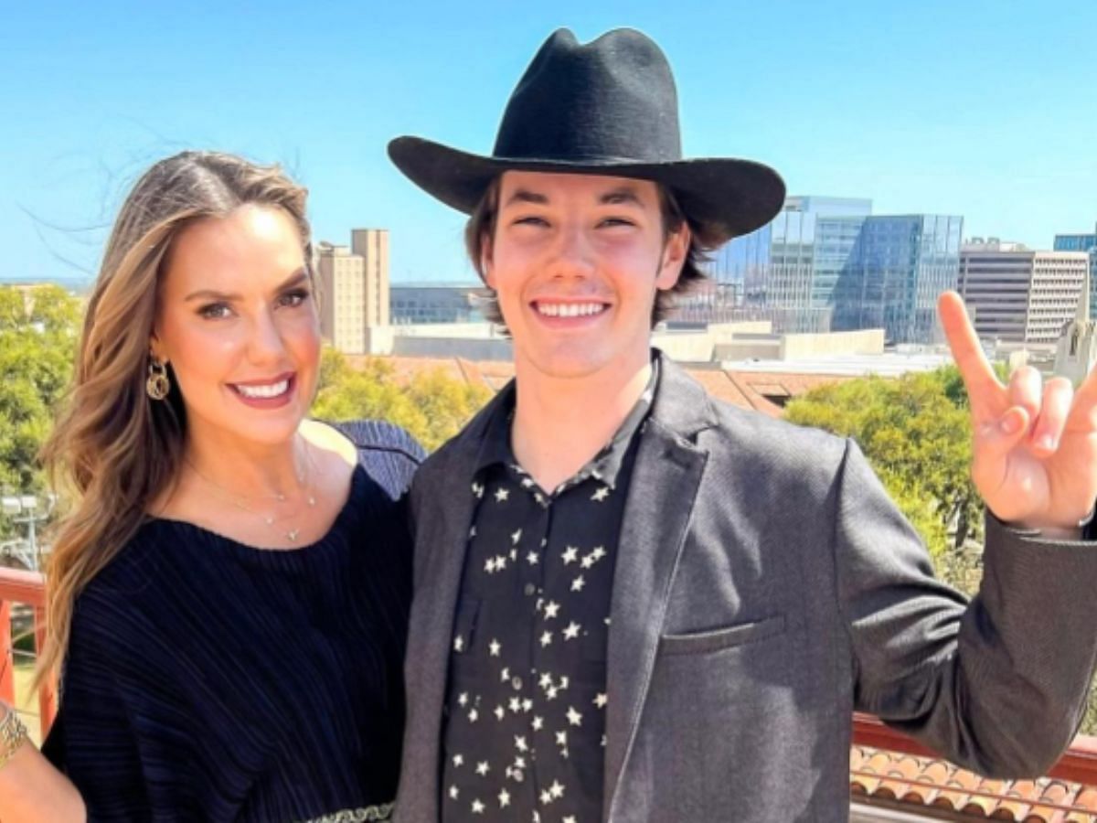 Kendra Scott with her son, Beck. (Image via Instagram/@officialkendrascott)